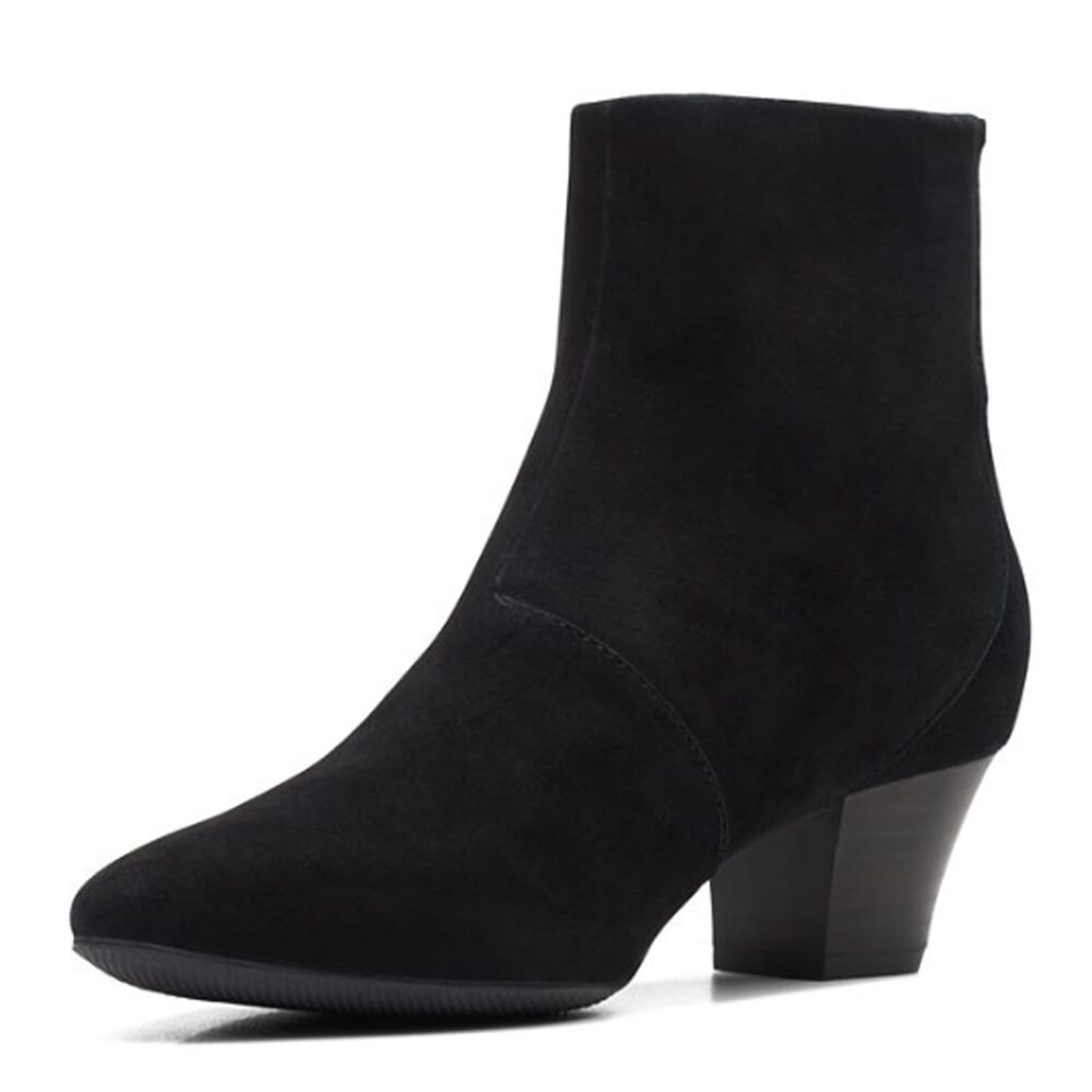NWT  Clarks Women's Teresa Boot Fashion Boot, Black Suede, 6 Medium US